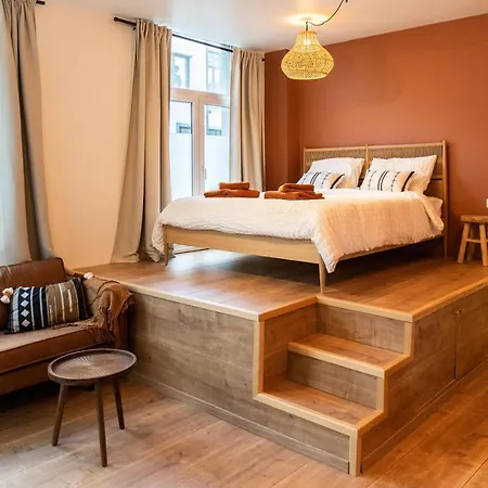 Romantische In Harmoniewijk Apartment